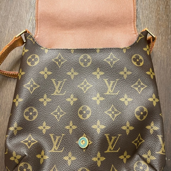 Authentic Louis Vuitton Musette Monogram Shoulder Bag! Vintage! EUC! - Picture 2 of 16